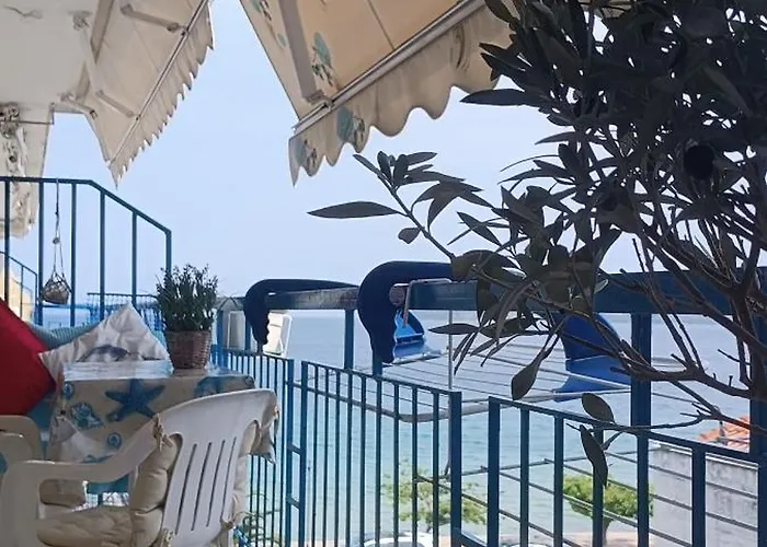 Sea View Apartament *